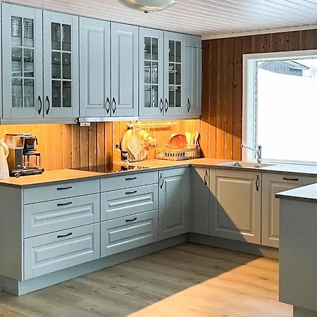 4 Bedroom Gorgeous In *