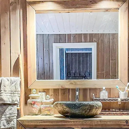 4 Bedroom Gorgeous In Ferienhaus Honefoss