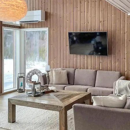 4 Bedroom Gorgeous In