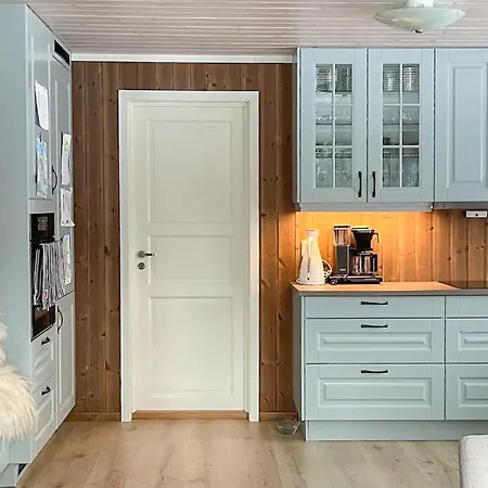 4 Bedroom Gorgeous In Honefoss